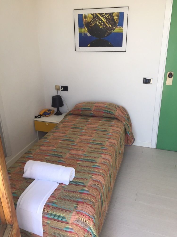 Hotel Capitol Pesaro Zewnętrze zdjęcie